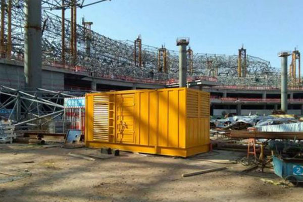 杜集发电机出租如何判断空气滤清器是否需要更换？