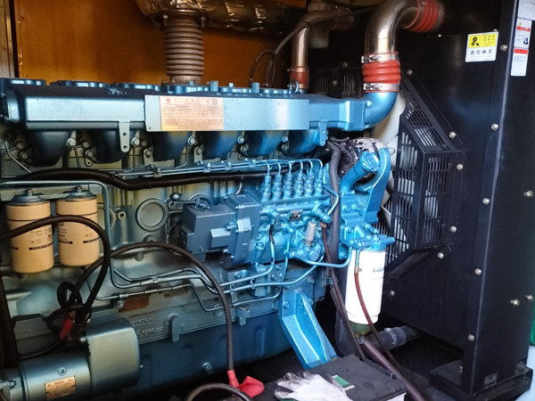 杜集磷酸铁锂蓄电池的使用寿命与哪些因素有关？